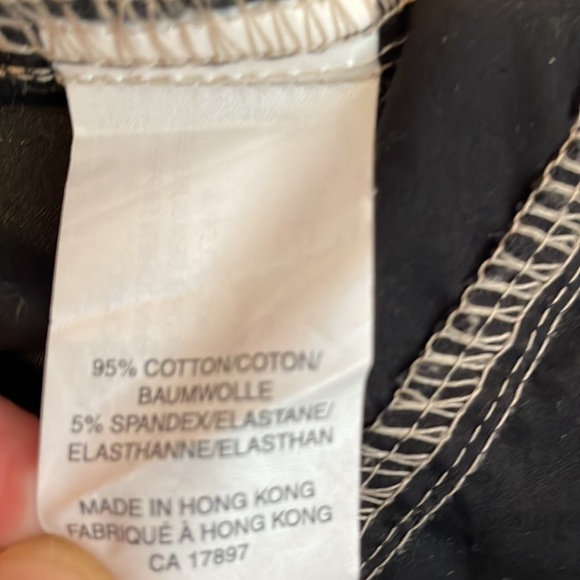 New Vintage Gap women’s black jeans jacket. Size S. stretch. Adjustable bottom - Picture 9 of 11